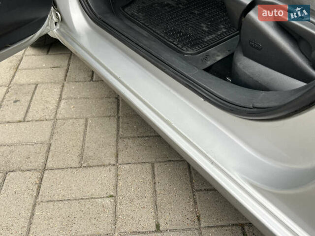 Серый Рено Меган, объемом двигателя 1.6 л и пробегом 179 тыс. км за 4600 $, фото 26 на Automoto.ua