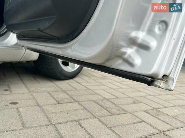 Серый Рено Меган, объемом двигателя 1.6 л и пробегом 179 тыс. км за 4600 $, фото 34 на Automoto.ua