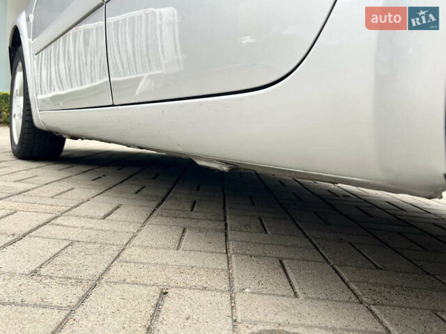 Серый Рено Меган, объемом двигателя 1.6 л и пробегом 179 тыс. км за 4600 $, фото 24 на Automoto.ua