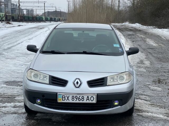 Сірий Рено Меган, об'ємом двигуна 1.4 л та пробігом 308 тис. км за 3300 $, фото 1 на Automoto.ua