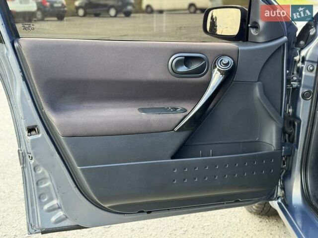 Серый Рено Меган, объемом двигателя 1.4 л и пробегом 338 тыс. км за 3999 $, фото 18 на Automoto.ua