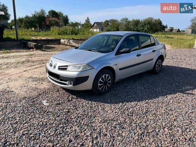 Серый Рено Меган, объемом двигателя 1.4 л и пробегом 217 тыс. км за 2900 $, фото 2 на Automoto.ua