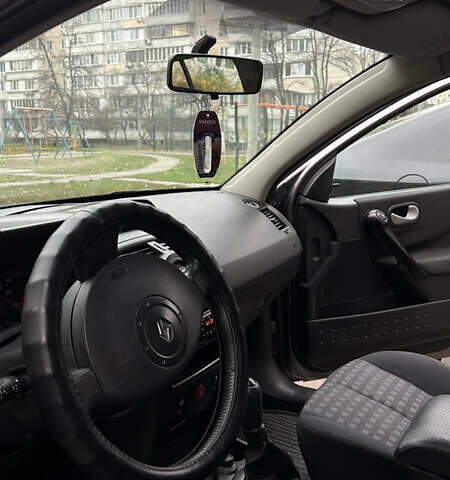 Сірий Рено Меган, об'ємом двигуна 1.39 л та пробігом 265 тис. км за 4200 $, фото 11 на Automoto.ua