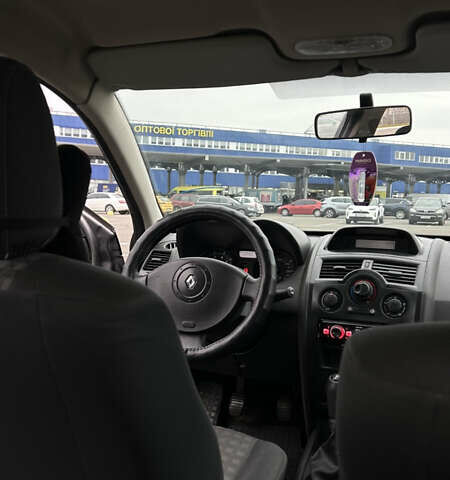 Сірий Рено Меган, об'ємом двигуна 1.39 л та пробігом 265 тис. км за 4200 $, фото 5 на Automoto.ua