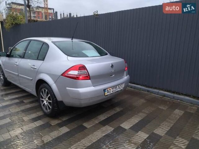 Сірий Рено Меган, об'ємом двигуна 1.6 л та пробігом 150 тис. км за 4700 $, фото 1 на Automoto.ua