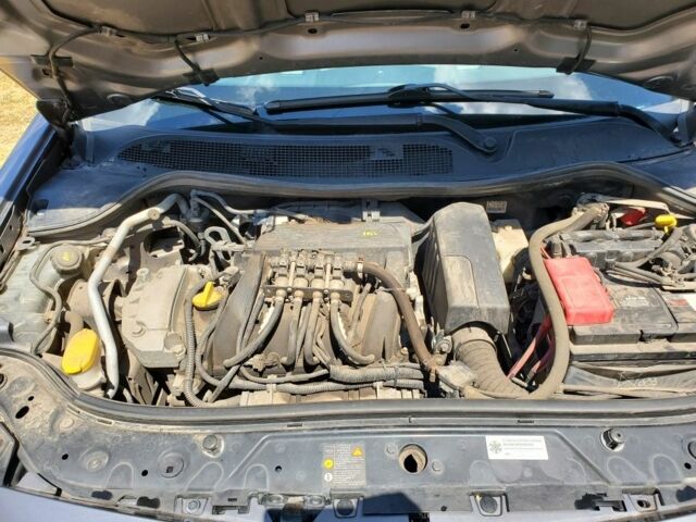 Сірий Рено Меган, об'ємом двигуна 1.4 л та пробігом 152 тис. км за 4500 $, фото 7 на Automoto.ua