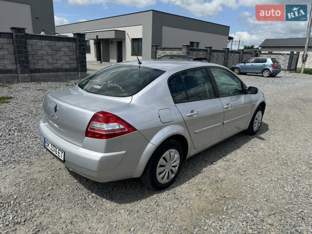 Сірий Рено Меган, об'ємом двигуна 1.6 л та пробігом 292 тис. км за 4800 $, фото 2 на Automoto.ua