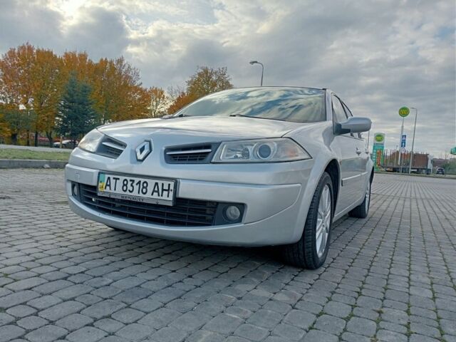 Серый Рено Меган, объемом двигателя 1.5 л и пробегом 320 тыс. км за 4800 $, фото 1 на Automoto.ua