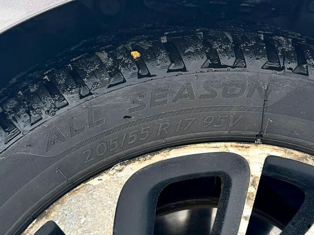 Серый Рено Меган, объемом двигателя 1.5 л и пробегом 233 тыс. км за 8500 $, фото 1 на Automoto.ua