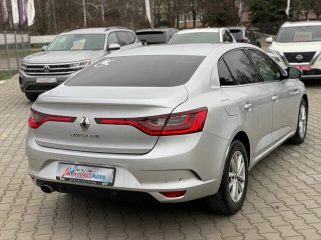 Серый Рено Меган, объемом двигателя 1.8 л и пробегом 150 тыс. км за 10200 $, фото 6 на Automoto.ua