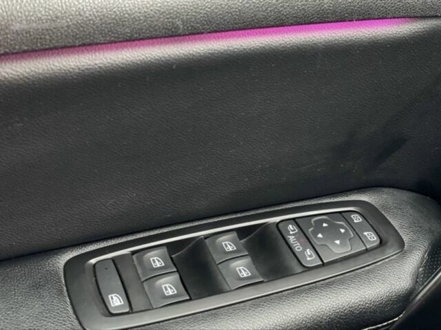 Серый Рено Меган, объемом двигателя 1.2 л и пробегом 155 тыс. км за 11000 $, фото 9 на Automoto.ua