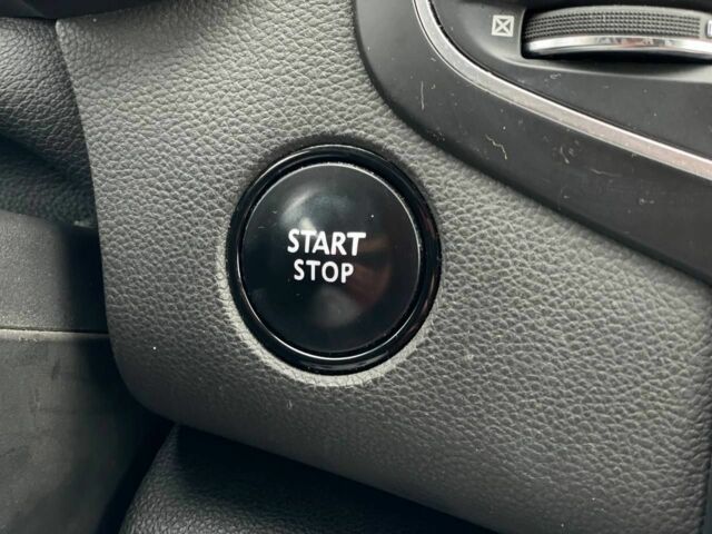 Серый Рено Меган, объемом двигателя 1.8 л и пробегом 150 тыс. км за 10200 $, фото 16 на Automoto.ua