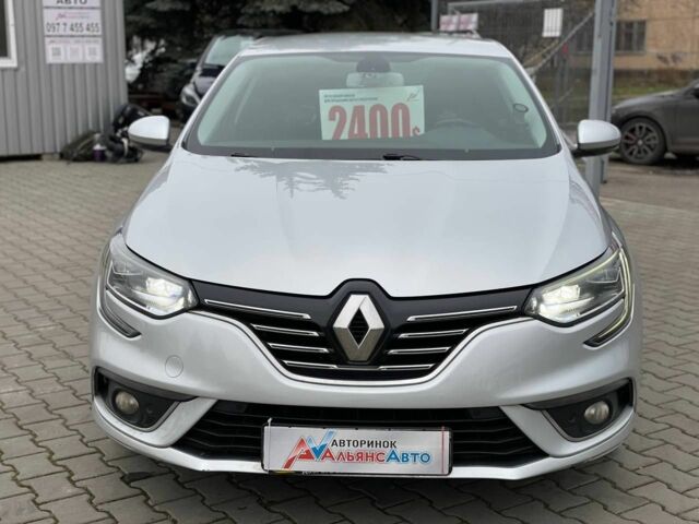 Серый Рено Меган, объемом двигателя 1.8 л и пробегом 150 тыс. км за 10200 $, фото 1 на Automoto.ua