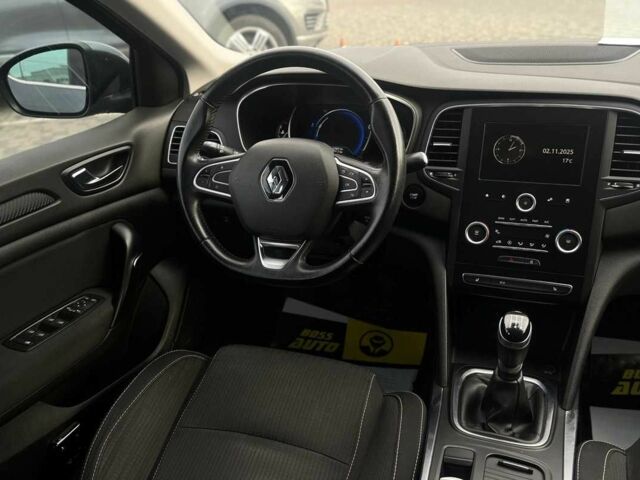 Серый Рено Меган, объемом двигателя 1.6 л и пробегом 67 тыс. км за 13800 $, фото 10 на Automoto.ua