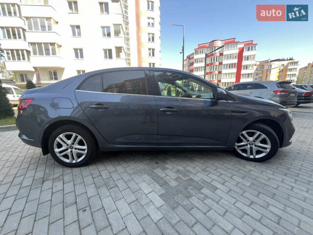 Серый Рено Меган, объемом двигателя 1.46 л и пробегом 135 тыс. км за 12500 $, фото 12 на Automoto.ua