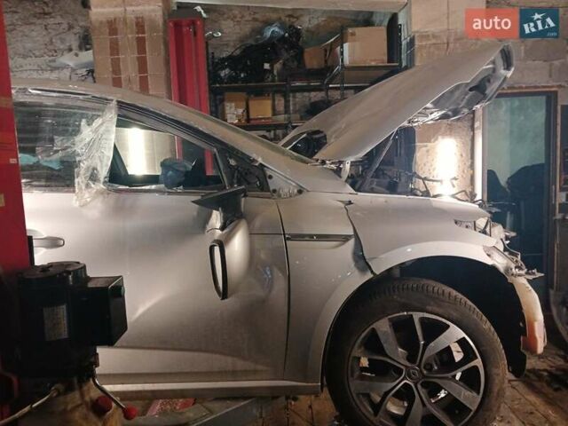 Сірий Рено Меган, об'ємом двигуна 1.46 л та пробігом 251 тис. км за 6500 $, фото 1 на Automoto.ua