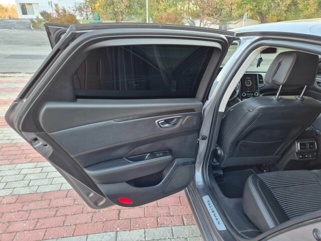 Рено Меган 2017 в Запорожье на Automoto.ua Серый Рено Меган, объемом двигателя 1.6 л и пробегом 200 тыс. км за 13300 $, фото 17 на Automoto.ua