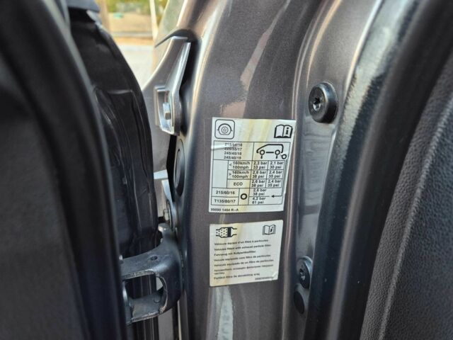 Рено Меган 2017 в Запорожье на Automoto.ua Серый Рено Меган, объемом двигателя 1.6 л и пробегом 200 тыс. км за 13300 $, фото 14 на Automoto.ua