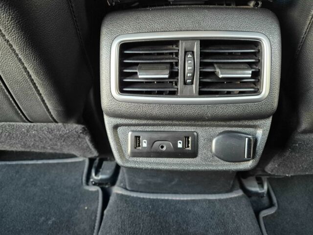 Рено Меган 2017 в Запорожье на Automoto.ua Серый Рено Меган, объемом двигателя 1.6 л и пробегом 200 тыс. км за 13300 $, фото 18 на Automoto.ua