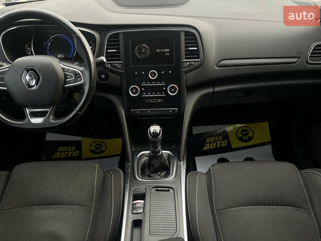 Серый Рено Меган, объемом двигателя 1.6 л и пробегом 67 тыс. км за 13800 $, фото 8 на Automoto.ua