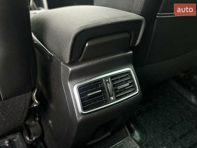 Серый Рено Меган, объемом двигателя 1.6 л и пробегом 67 тыс. км за 13800 $, фото 22 на Automoto.ua