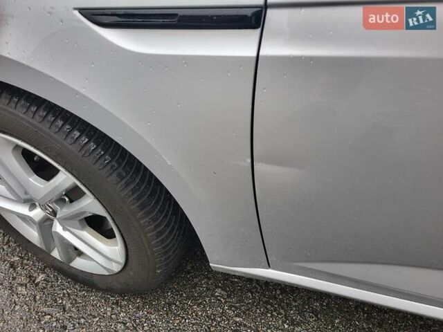 Серый Рено Меган, объемом двигателя 1.6 л и пробегом 134 тыс. км за 12000 $, фото 14 на Automoto.ua