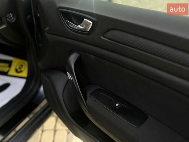 Серый Рено Меган, объемом двигателя 1.6 л и пробегом 67 тыс. км за 13800 $, фото 20 на Automoto.ua