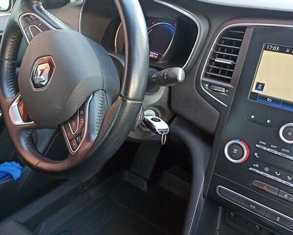 Серый Рено Меган, объемом двигателя 1.5 л и пробегом 157 тыс. км за 15600 $, фото 27 на Automoto.ua