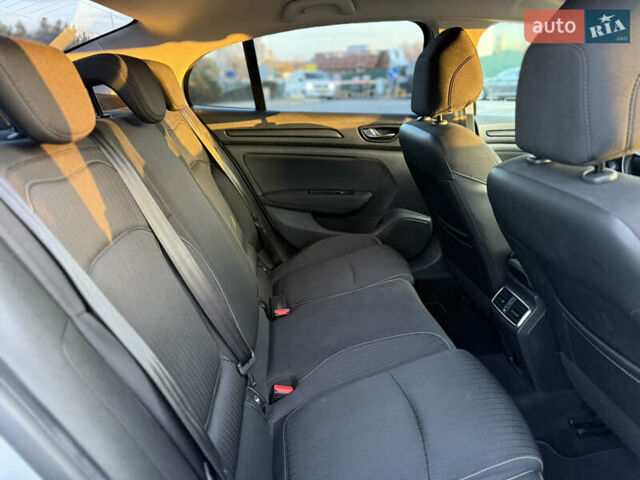 Сірий Рено Меган, об'ємом двигуна 1.5 л та пробігом 140 тис. км за 14900 $, фото 15 на Automoto.ua