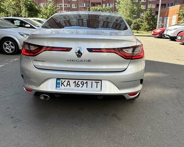 Сірий Рено Меган, об'ємом двигуна 1.46 л та пробігом 140 тис. км за 13500 $, фото 3 на Automoto.ua