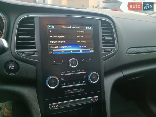 Серый Рено Меган, объемом двигателя 1.6 л и пробегом 46 тыс. км за 15800 $, фото 15 на Automoto.ua