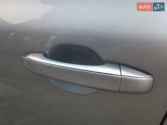 Серый Рено Меган, объемом двигателя 1.6 л и пробегом 46 тыс. км за 15800 $, фото 25 на Automoto.ua