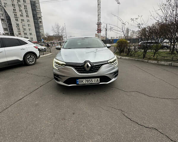 Сірий Рено Меган, об'ємом двигуна 1.46 л та пробігом 100 тис. км за 19200 $, фото 4 на Automoto.ua