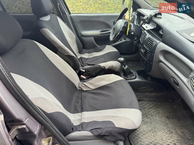 Сірий Рено Меган, об'ємом двигуна 1.87 л та пробігом 459 тис. км за 2100 $, фото 8 на Automoto.ua