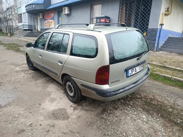 Сірий Рено Меган, об'ємом двигуна 0 л та пробігом 214 тис. км за 1250 $, фото 4 на Automoto.ua