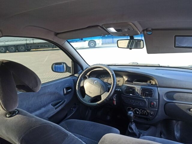 Сірий Рено Меган, об'ємом двигуна 1.9 л та пробігом 365 тис. км за 2400 $, фото 6 на Automoto.ua