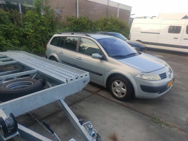 Серый Рено Меган, объемом двигателя 1.6 л и пробегом 235 тыс. км за 3844 $, фото 13 на Automoto.ua