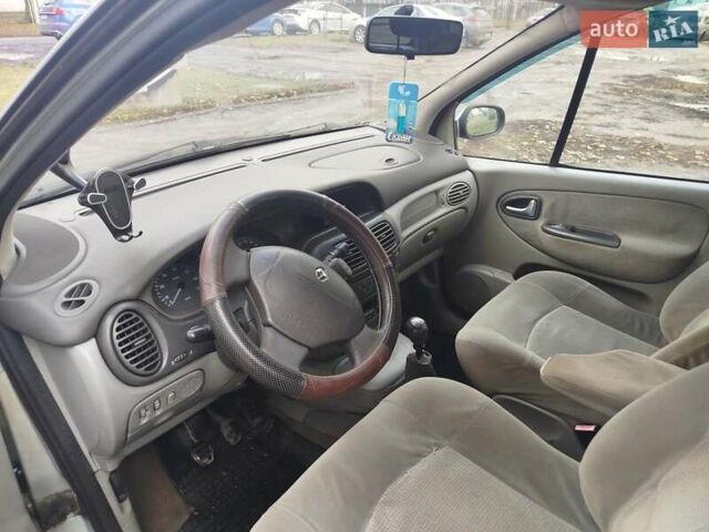 Сірий Рено Меган, об'ємом двигуна 1.9 л та пробігом 375 тис. км за 3800 $, фото 11 на Automoto.ua