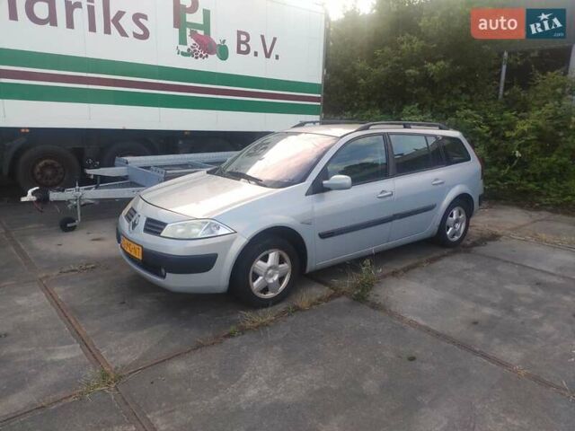 Серый Рено Меган, объемом двигателя 1.6 л и пробегом 235 тыс. км за 3816 $, фото 3 на Automoto.ua
