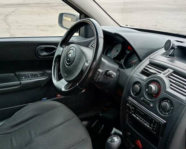 Сірий Рено Меган, об'ємом двигуна 1.4 л та пробігом 420 тис. км за 4500 $, фото 6 на Automoto.ua