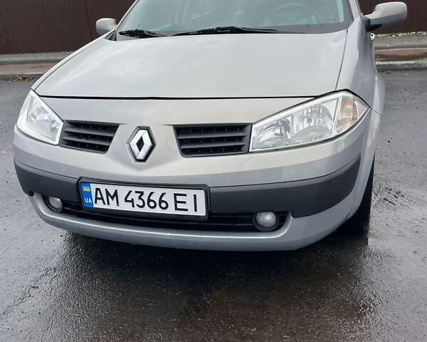 Серый Рено Меган, объемом двигателя 1.39 л и пробегом 204 тыс. км за 3750 $, фото 1 на Automoto.ua