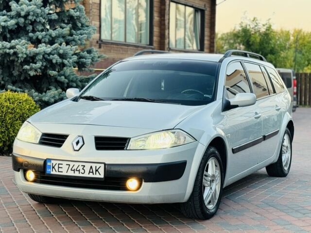 Рено Меган 2003 у Павлограде на Automoto.ua Сірий Рено Меган, об'ємом двигуна 1.6 л та пробігом 220 тис. км за 4300 $, фото 3 на Automoto.ua