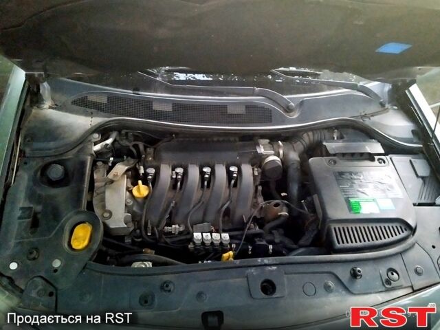 Сірий Рено Меган, об'ємом двигуна 2 л та пробігом 265 тис. км за 4900 $, фото 6 на Automoto.ua