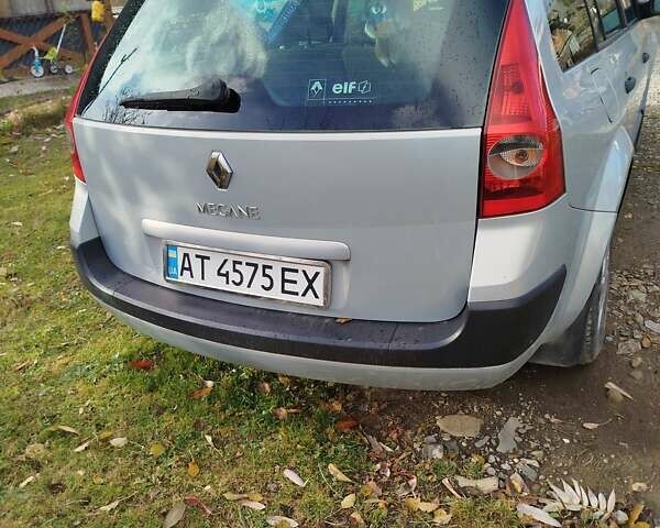 Серый Рено Меган, объемом двигателя 1.6 л и пробегом 200 тыс. км за 4200 $, фото 1 на Automoto.ua