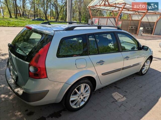 Серый Рено Меган, объемом двигателя 2 л и пробегом 112 тыс. км за 4000 $, фото 4 на Automoto.ua