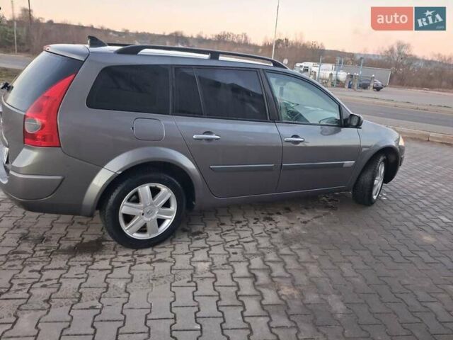 Серый Рено Меган, объемом двигателя 1.6 л и пробегом 293 тыс. км за 4300 $, фото 5 на Automoto.ua