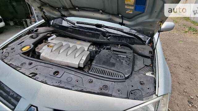 Сірий Рено Меган, об'ємом двигуна 0 л та пробігом 260 тис. км за 4450 $, фото 24 на Automoto.ua