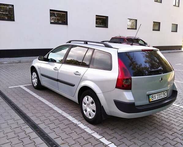 Серый Рено Меган, объемом двигателя 1.5 л и пробегом 385 тыс. км за 3500 $, фото 2 на Automoto.ua