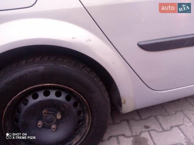 Серый Рено Меган, объемом двигателя 1.9 л и пробегом 310 тыс. км за 4300 $, фото 6 на Automoto.ua