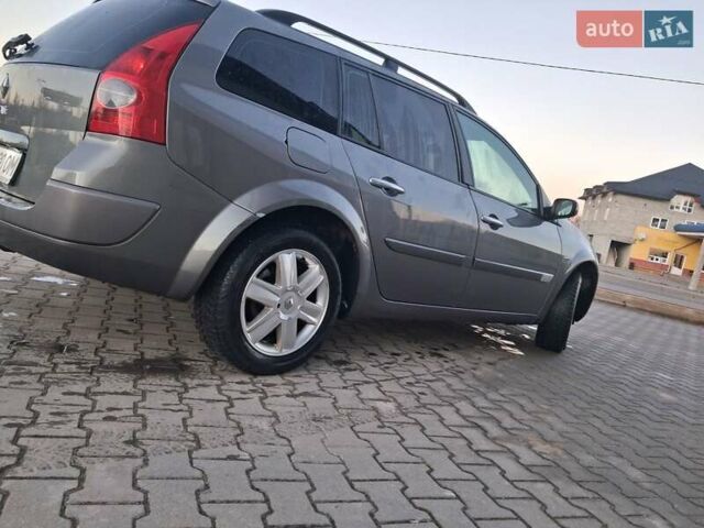 Серый Рено Меган, объемом двигателя 1.6 л и пробегом 293 тыс. км за 4300 $, фото 6 на Automoto.ua